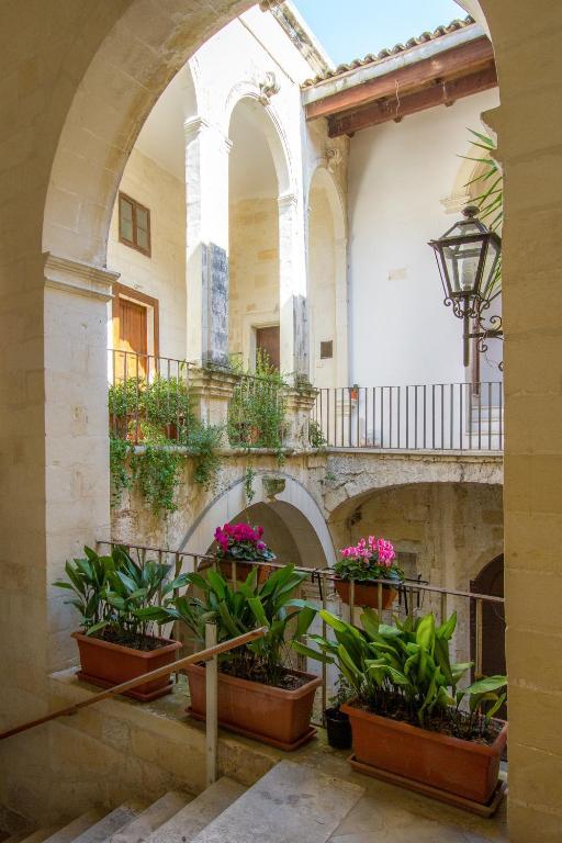 B&B Casa Li Santi Lecce Eksteriør billede